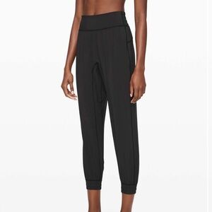Lululemon Sun Setter Jogger *28"
Black